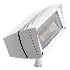 22W WHITE LED FLOOD FIXTURE REPLACES 70W MH